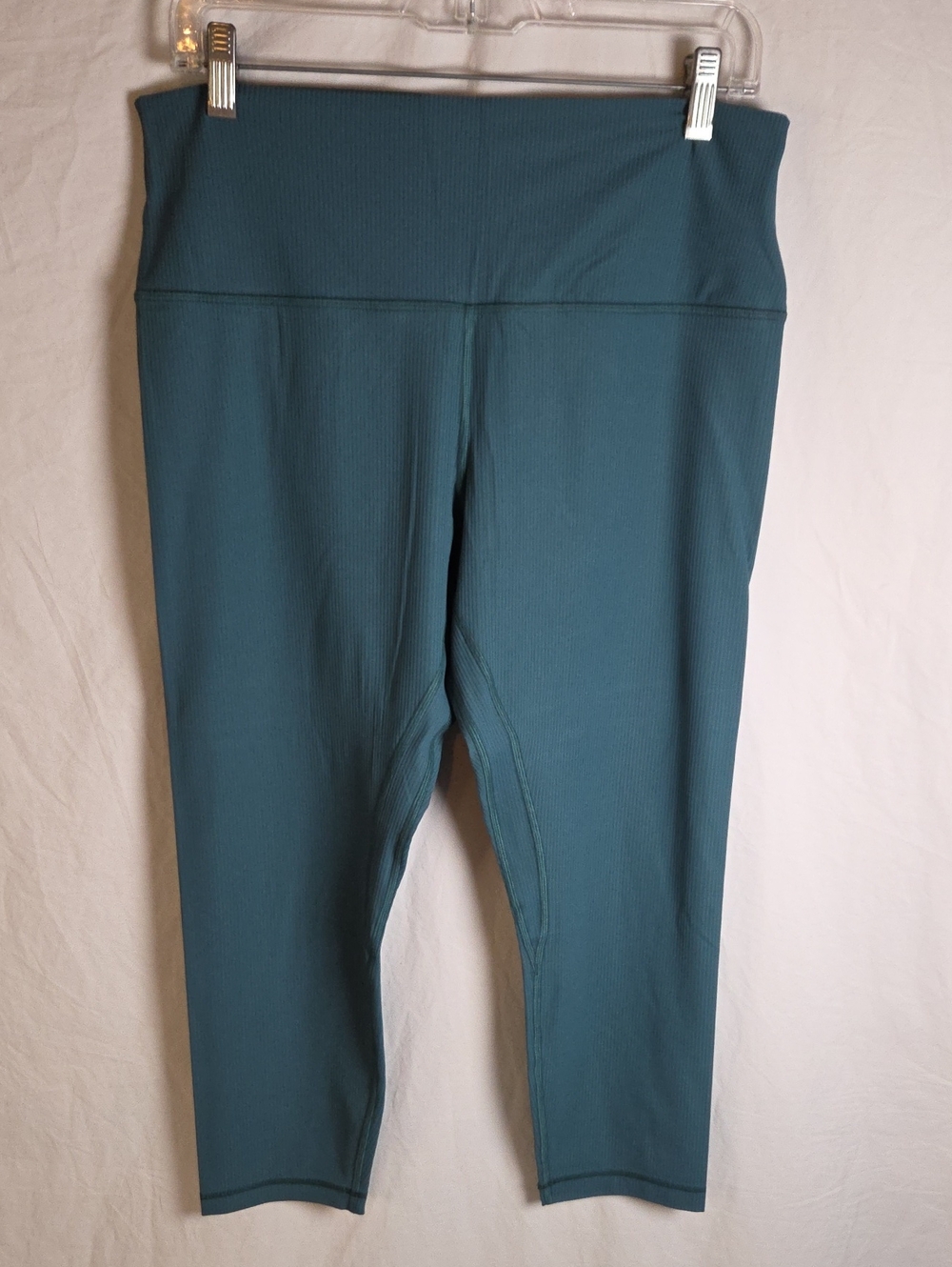 Lululemon W6CIAS Align Ribbed High-Rise Crop 23" Green Jasper Size 14 NWOT
